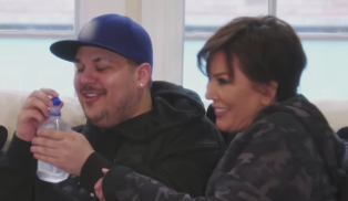 Illustration for article titled I Bet You'll Never Guess Which Kardashian Appears in the Trailer for Season 12 of KUWTK